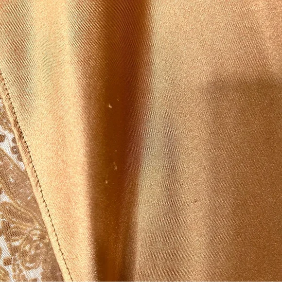 LoveSohnaDesigns Elegant Gold Embellished Mini Dress - (Custom Size) - Picture 12 of 15